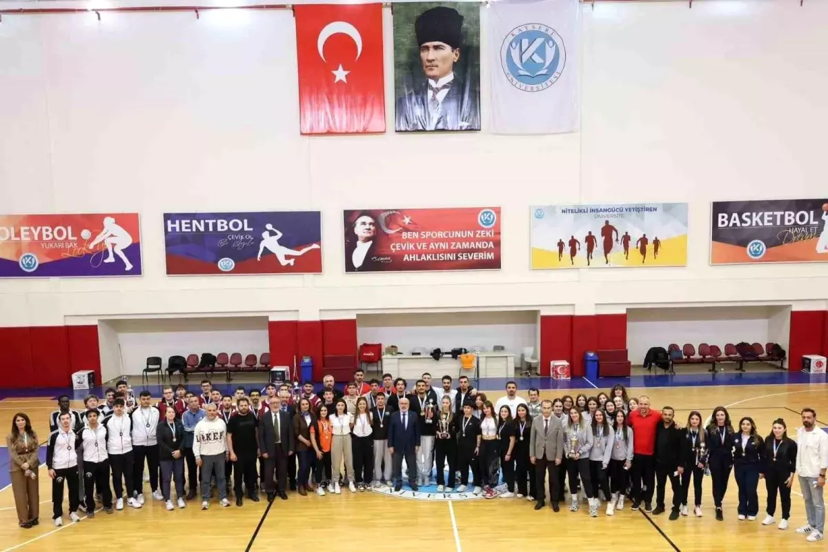 Kayseri'de Basketbol Şampiyonası Tamamlandı