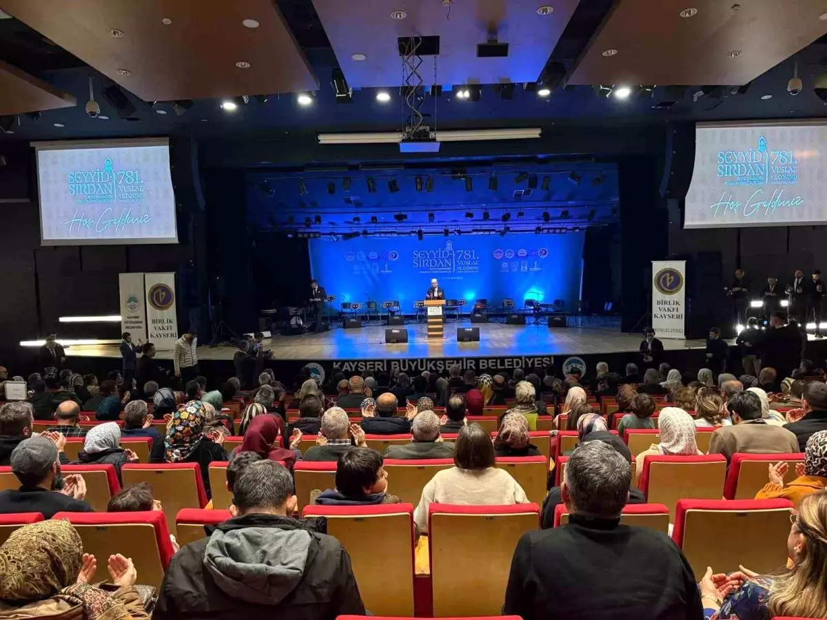 Kayseri'de Tasavvuf Konseri ve Sema Mukabelesi'ne yoğun ilgi