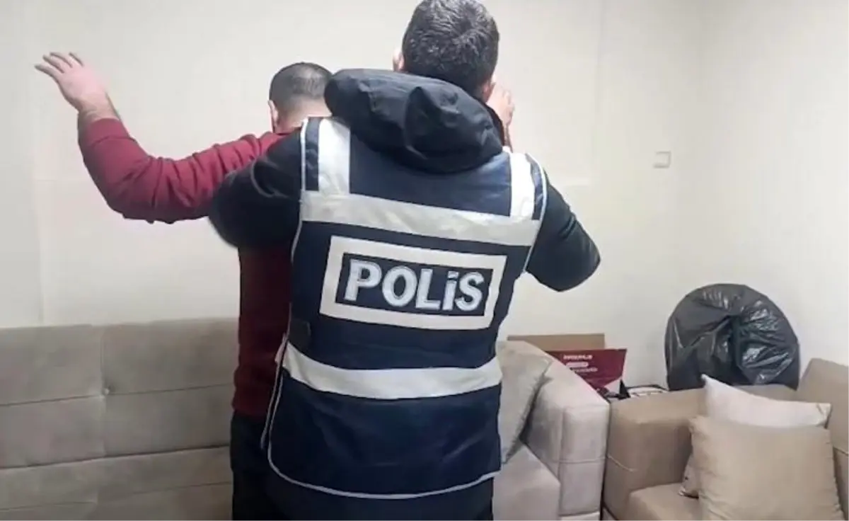 Kayseri'de Eş Zamanlı Operasyon: 50 Aranan Kişi Yakalandı