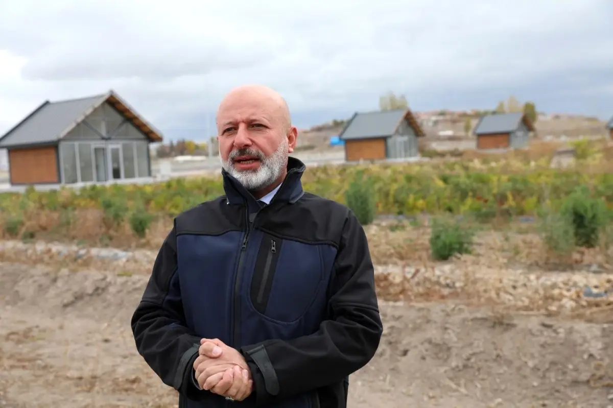 Başkan Çolakbayrakdar: 'Kayseri'mizde bir ilk olan şehir merkezi tarımıyla geleceği inşa ediyoruz'