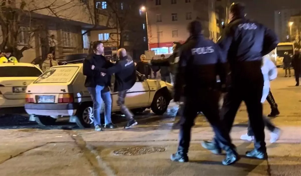 Kayseri'de Otomobil Kazası: 4 Yaralı