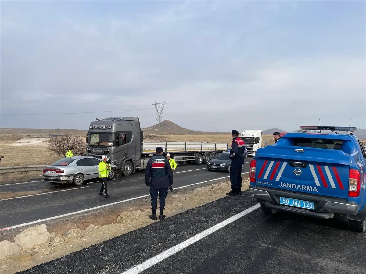 Nevşehir'de Trafik Kazası: 1 Ölü, 3 Yaralı