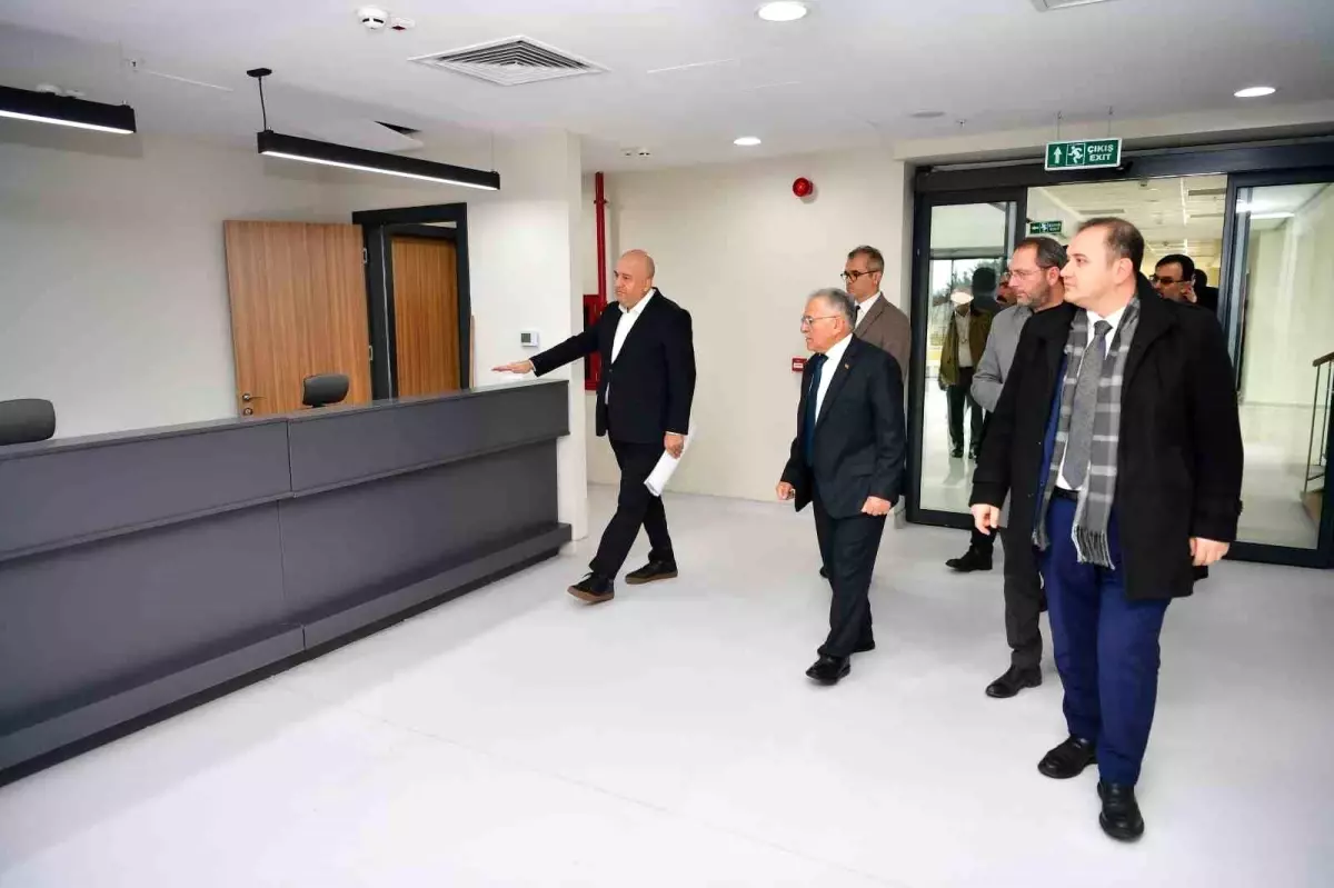 Başkan Büyükkılıç'tan Saffet Arslan Palyatif Bakım Merkezi'ne yakın takip