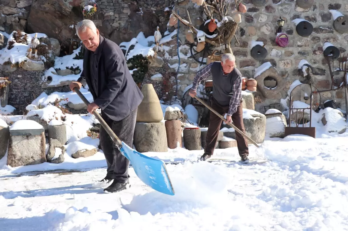 500 yıllık gelenek! Kasımda başlıyor, kuyular dolunca herkesin işine yarıyor