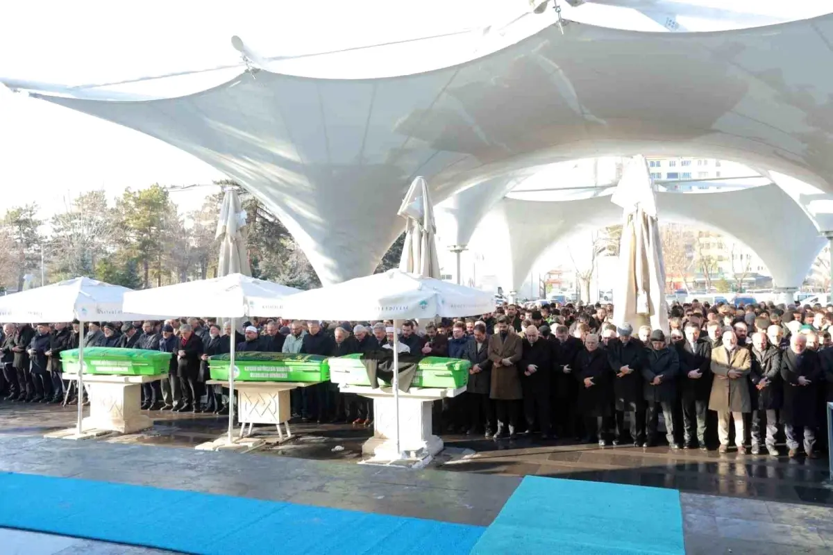 Kayseri Gönüllü Kültür Kuruluşları Başkanı Ahmet Taş toprağa verildi