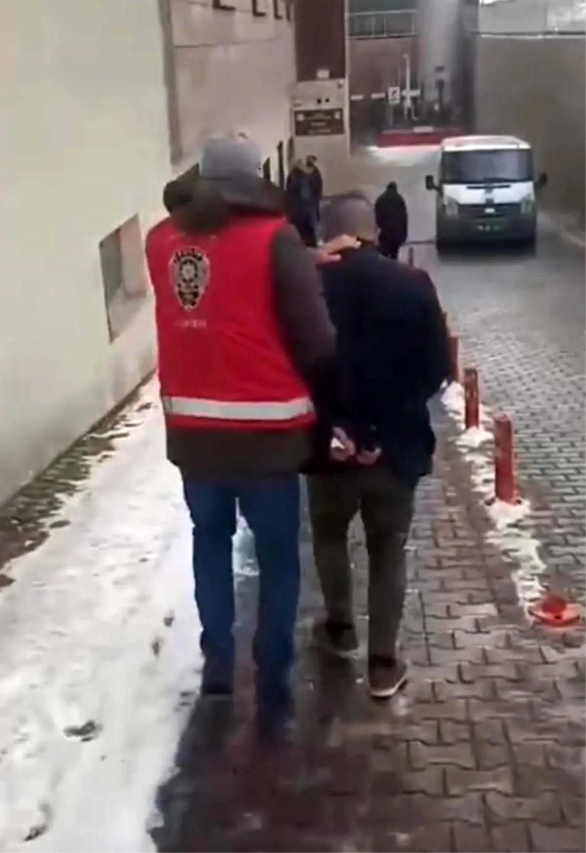 Kayseri'de 3 Aranan Şahıs Yakalandı