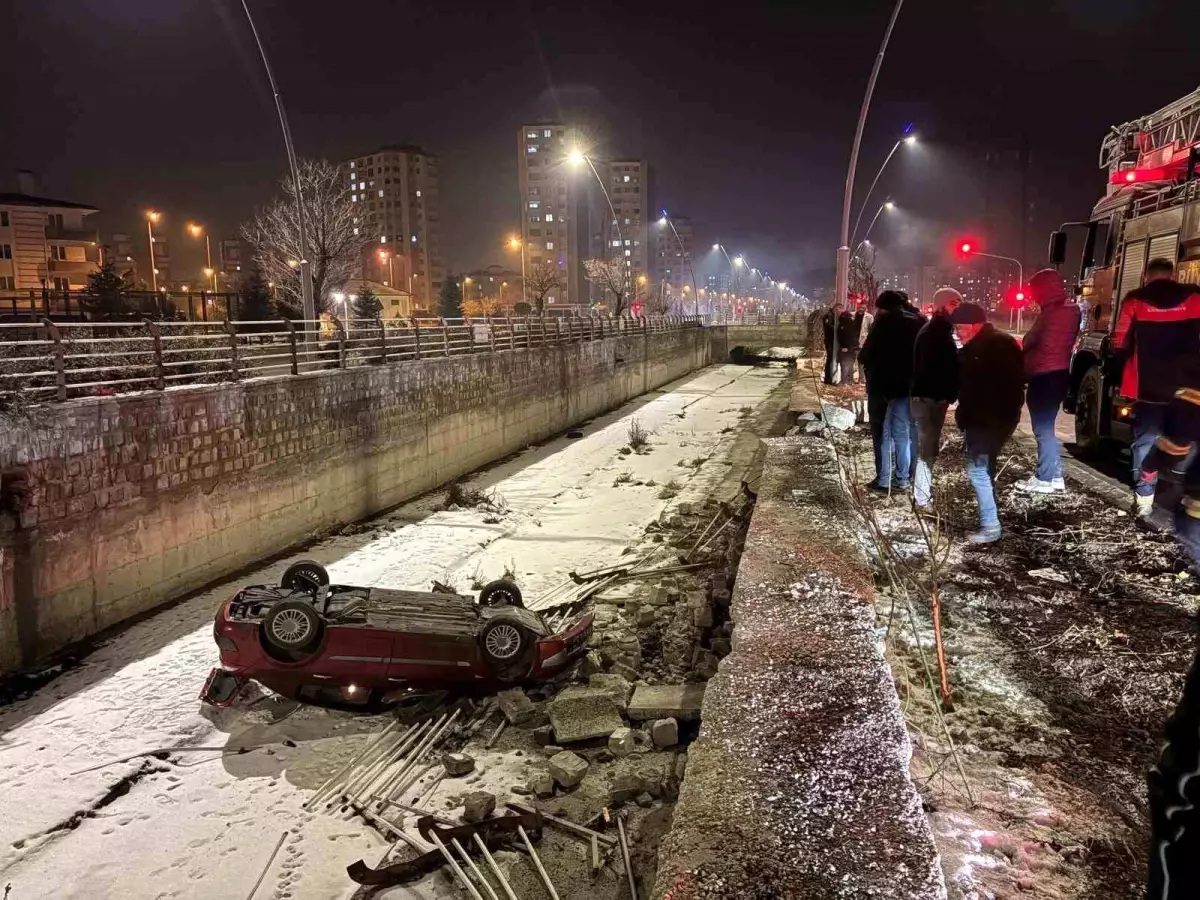 Kayseri'de otomobil kanal’a uçtu