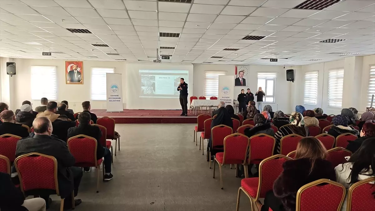 Kayseri'de Afet Bilinçlendirme Eğitimi