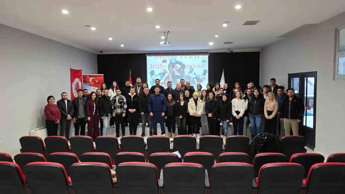 Kayseri'de Muaythai Hakem Kursu Düzenlendi