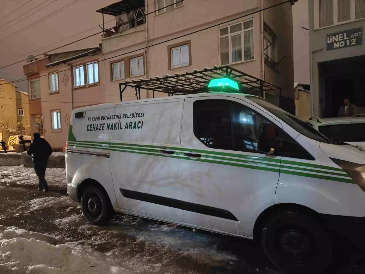 Kayseri'de Engelli Bebek Yatağında Ölü Bulundu