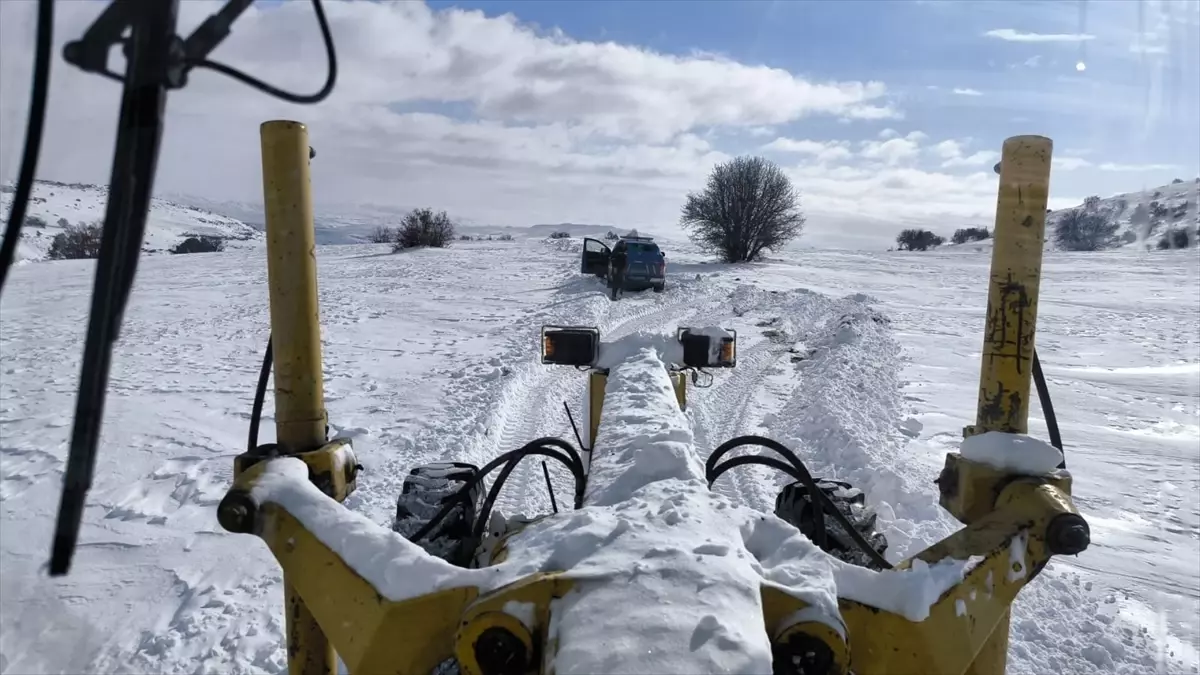 Kayseri'de Karla Mücadele: 197 Mahalle Yolu Açıldı