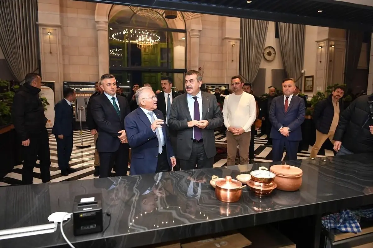 Bakan Tekin Mutfak Sanatları Merkezi'ni Ziyaret Etti