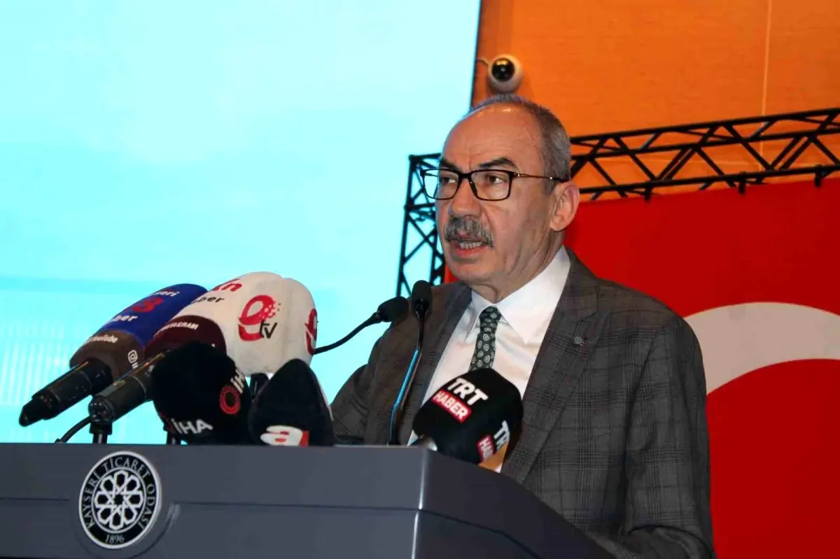 Kayseri'de Küresel Belirsizlik Vurgusu