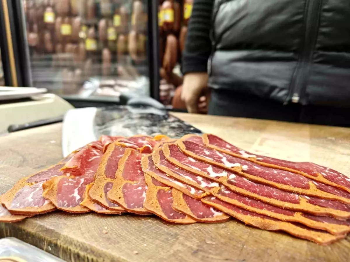 Kayseri'de Ramazan İçin Pastırma ve Sucuk Fiyatları