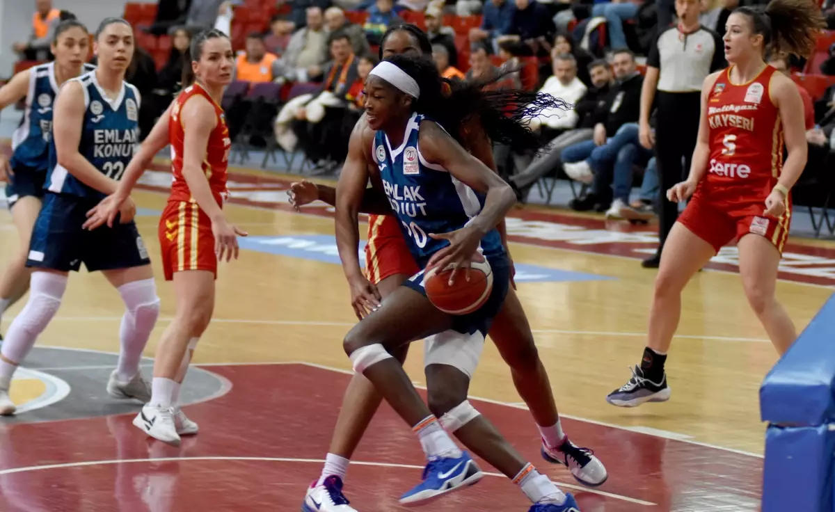 Melikgazi Kayseri Basketbol, Emlak Konut'a Yenildi