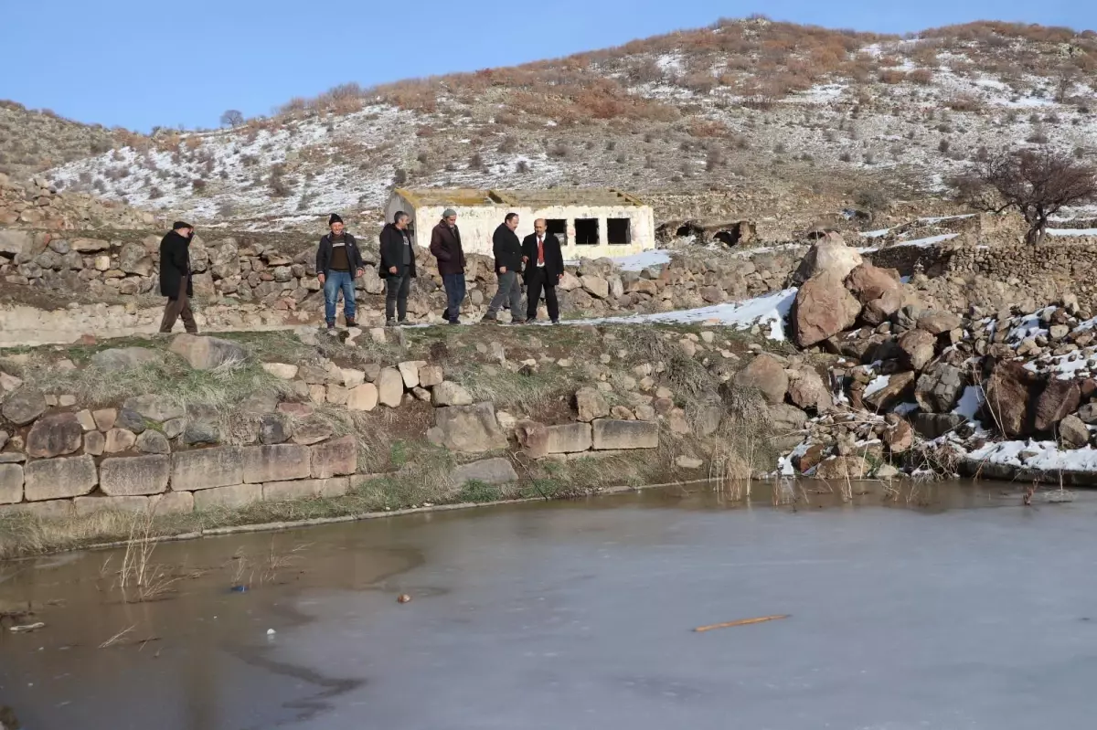 Romalı Havuz Defineciler Tarafından Talan Edildi