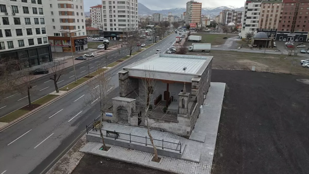 Tarihi Tasmakıran Cami İbadete Açılıyor