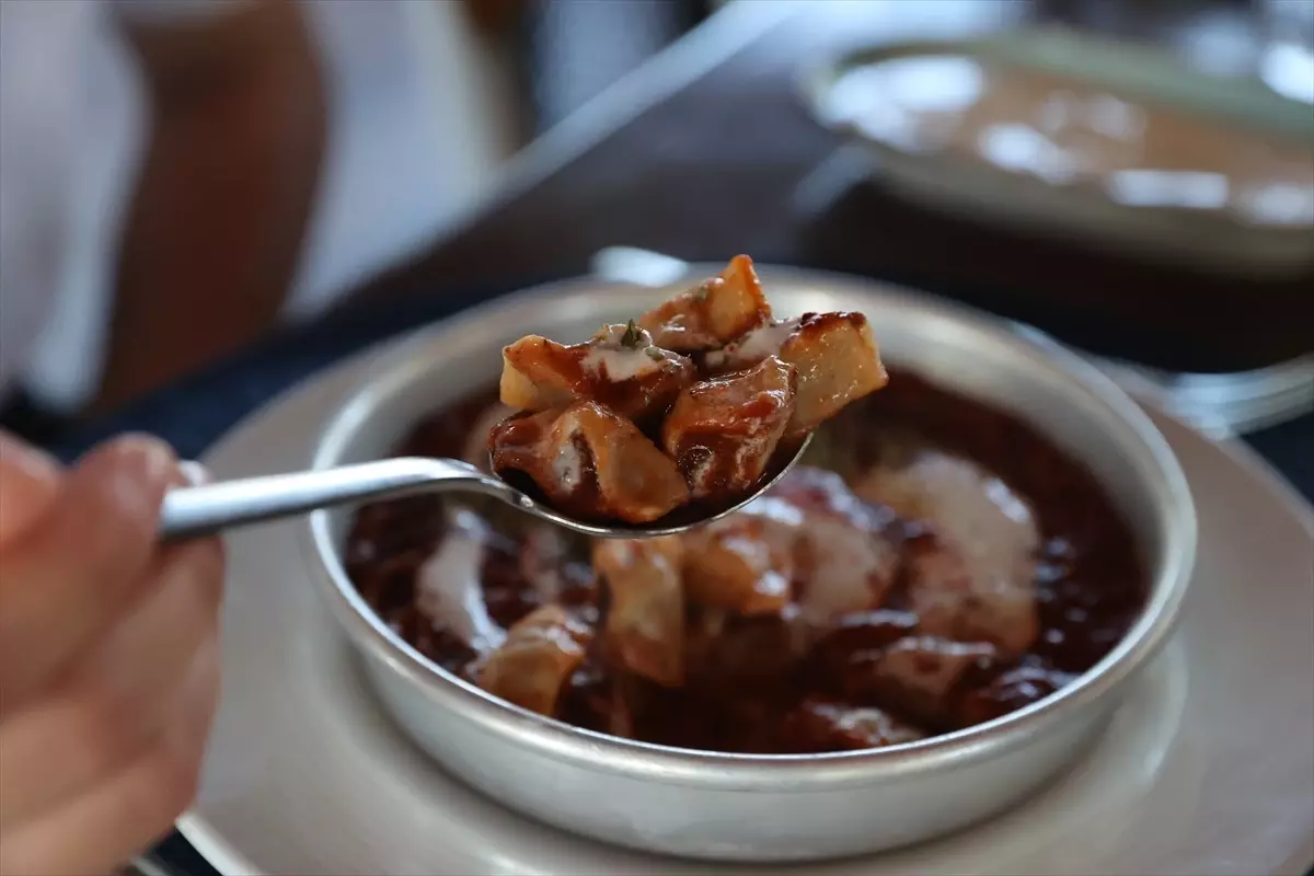 Kayseri'nin Tepsi Mantısı: Kültürel Bir Lezzet