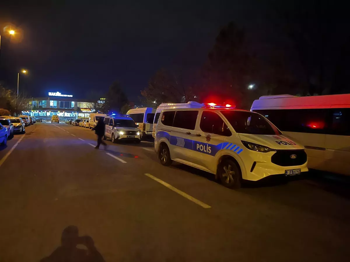 İki grup arasında silahlı kavga çıktı