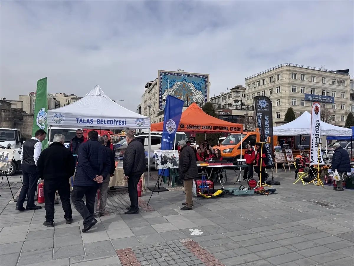 Kayseri'de Deprem Haftası Farkındalığı