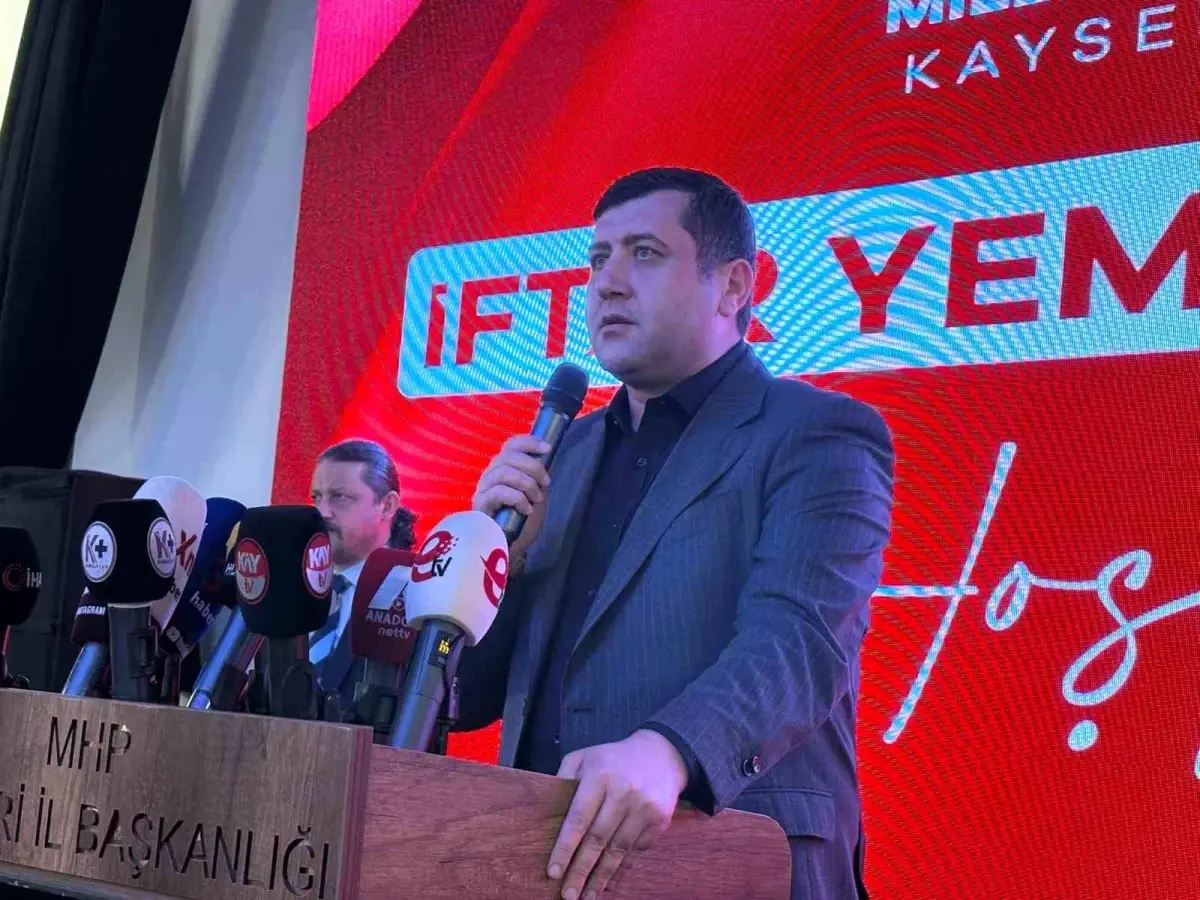 MHP'li Ersoy: 'Bizim liderimizi erken anlayanlar mutlu olur, anlayamayanlar ise geç anladıklarından kendilerinden utanırlar'