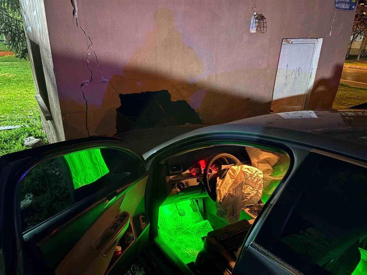 Kayseri'de Yağışta Trafik Kazası