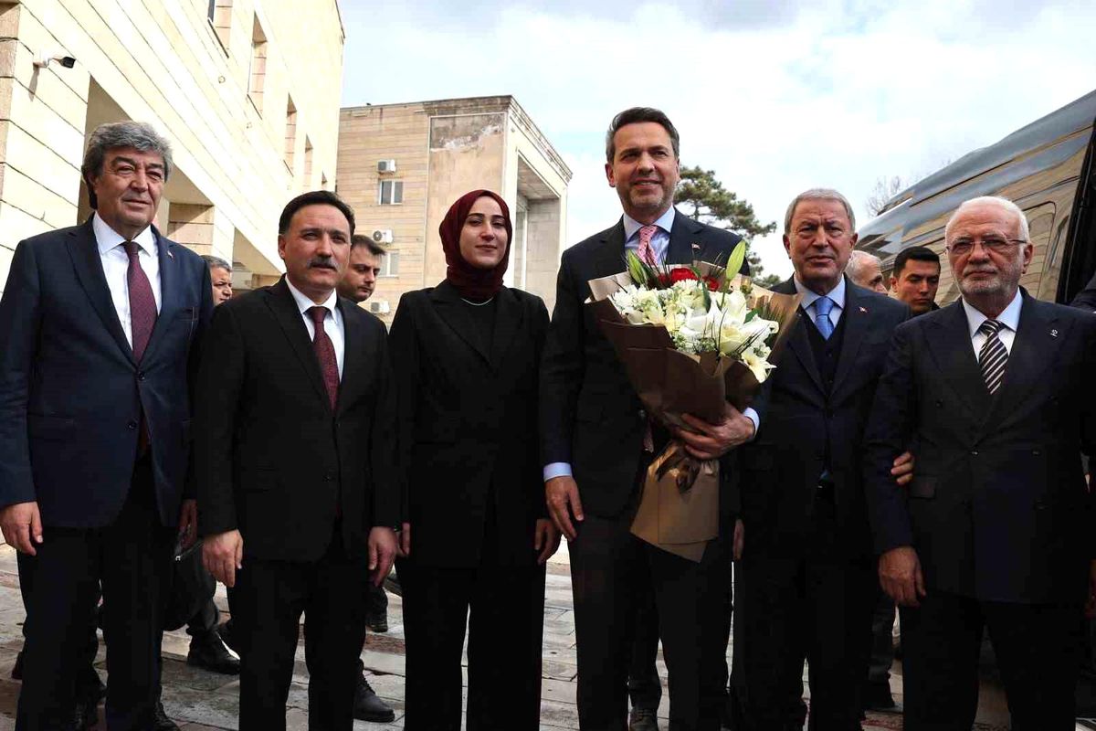 Bakan Bayraktar Kayseri'de!