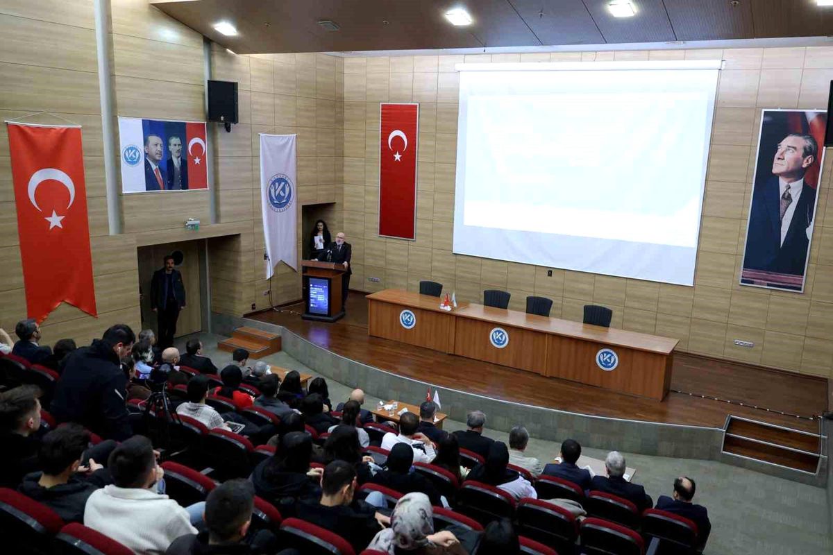 Kayseri Üniversitesi'nden Girişimcilik Eğitimi